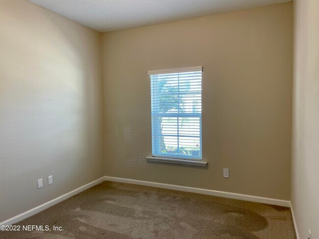 Building Photo - 2249 Eagle Talon Cir