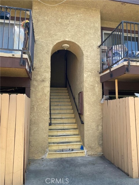 Building Photo - 600 N Nicholson Ave