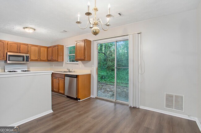Foto del edificio - 5731 Wells Cir
