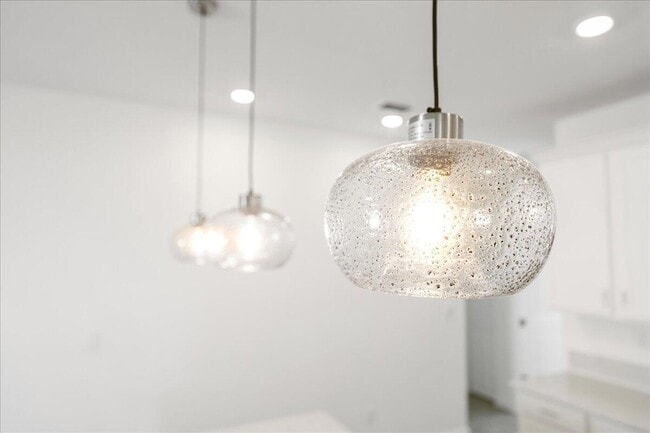 Building Photo - 3526 Angler Dr