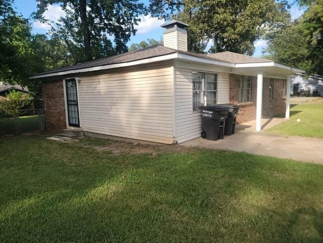 Building Photo - 1115 Ray Rd