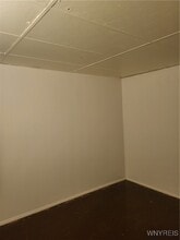 Building Photo - 267 Crestwood Ave