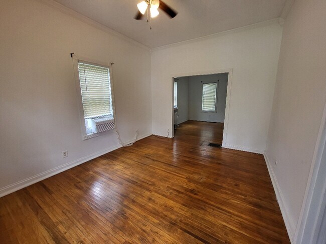 Foto del edificio - 1033 E 6th Ave