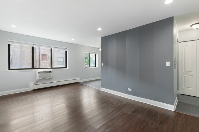 Foto del edificio - 5534 N Kenmore Ave