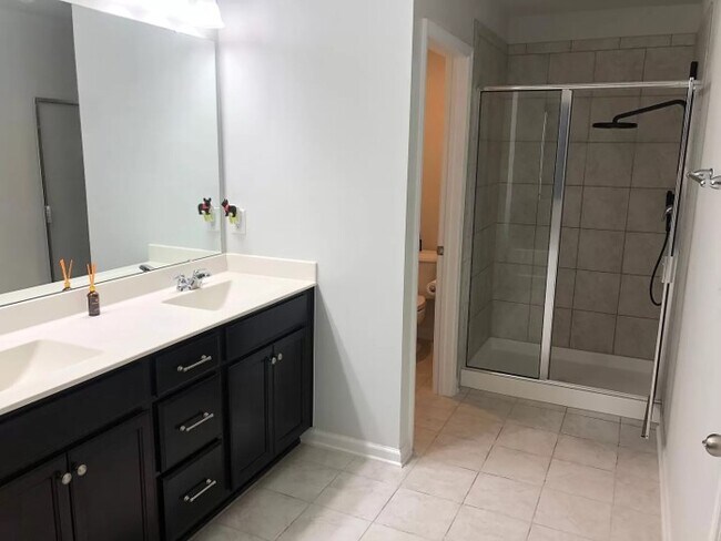 Foto del edificio - 723 Crimson Sage Ln