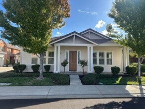 Building Photo - 9393 Vintner Cir