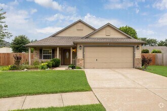 Building Photo - 3402 Fox Ct