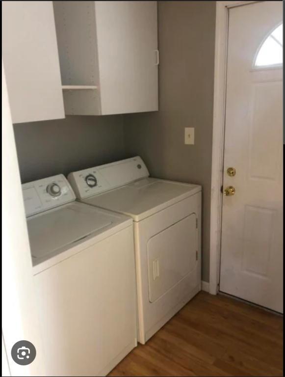 Building Photo - 5270 E Bonne Femme Church Rd