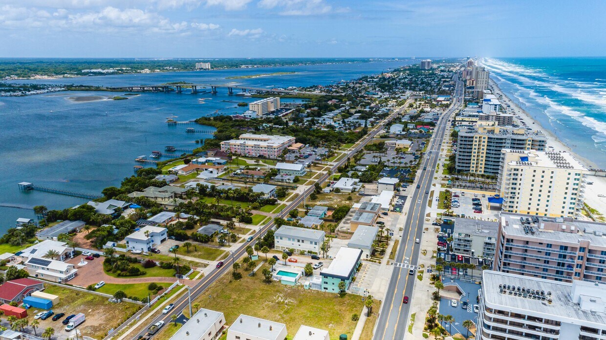 Foto principal - 3738 S Atlantic Ave