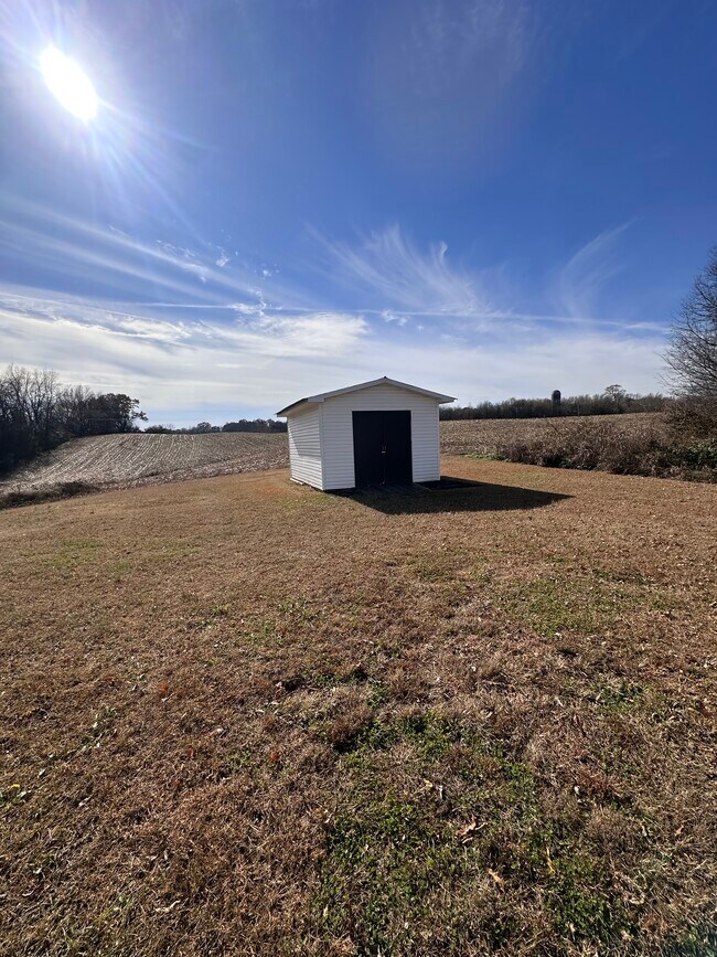 Building Photo - 4293 Bristow Rd