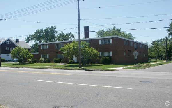 Primary Photo - 2334 Noble Rd