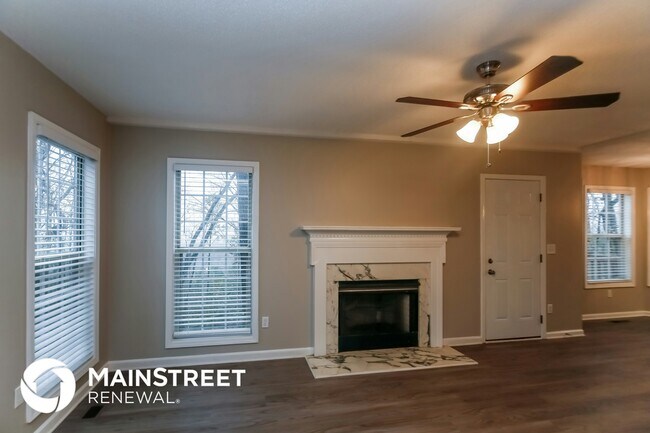 Building Photo - 30 Mountain Trail Ct SW