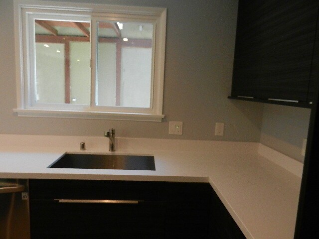Foto del edificio - 1622 Foothill Blvd