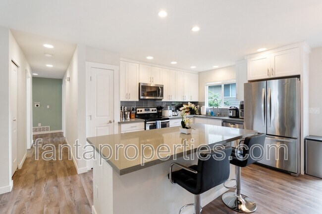 Foto del edificio - 10035 61st Ave S