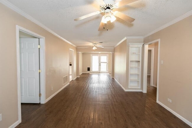 Foto del edificio - 616 17th Ave N