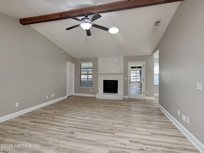 Foto del edificio - 3121 Southwell Ct