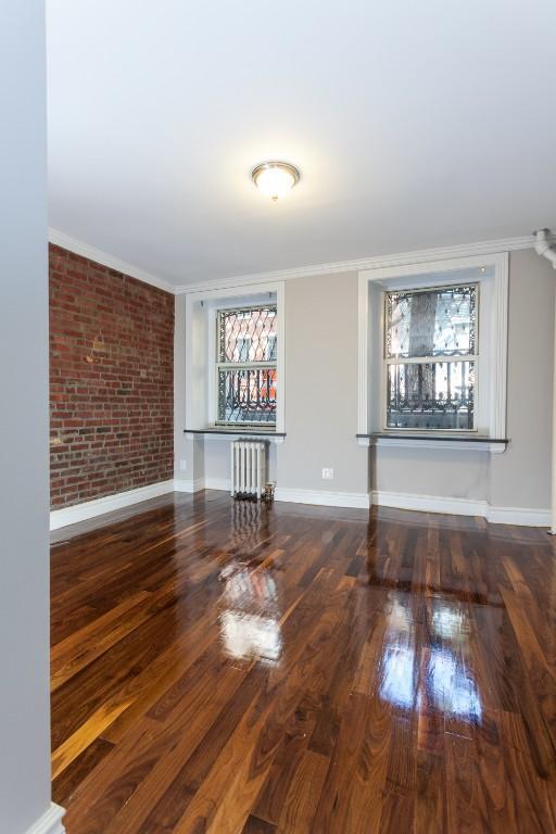 Foto del edificio - 350 W 21st St