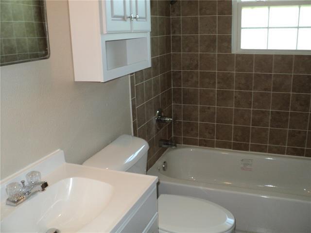 Foto del edificio - 4618 Edgemont Dr