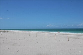 Building Photo - 3810 Gulf of Mexico Dr