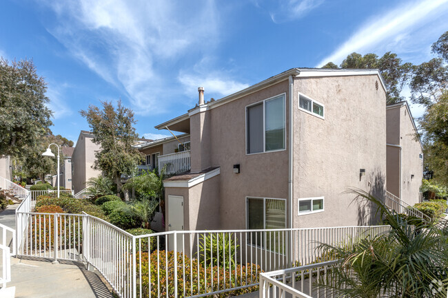 Building Photo - Mirabella Point