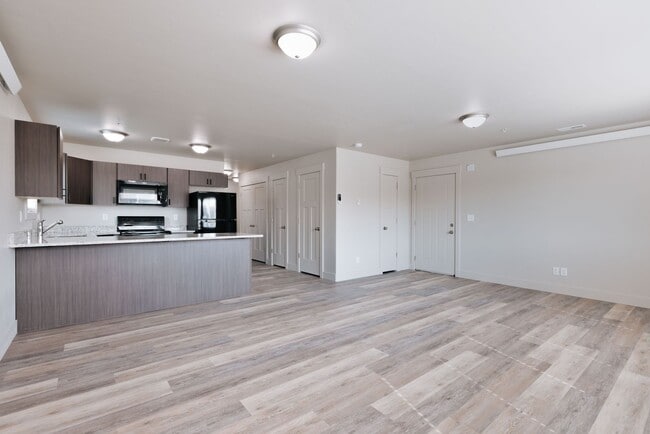 Foto del edificio - 5961 N Silver Fox Rd