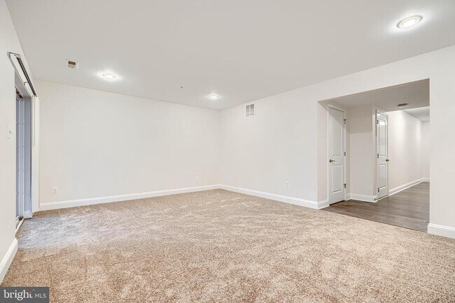 Foto del edificio - 1309 Spindrift Rd