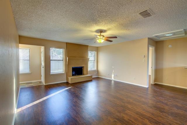 Building Photo - 1208 Timbercrest Dr