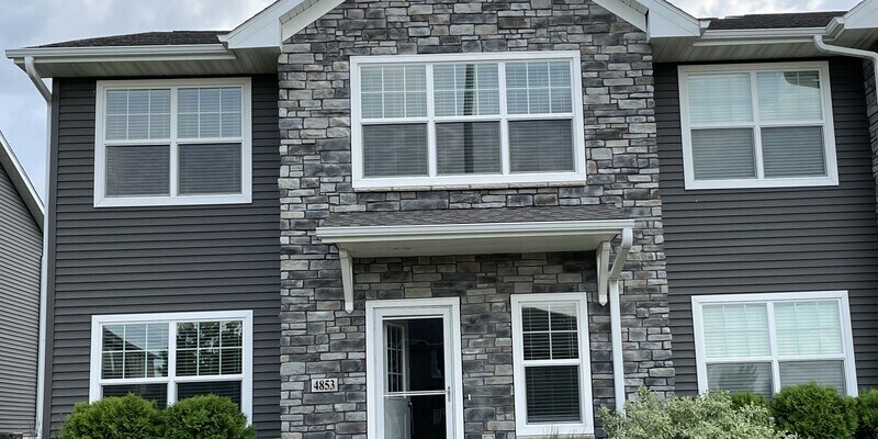 Foto principal - 4853 E Court St