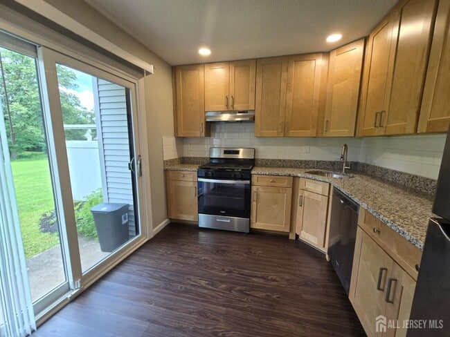 Building Photo - 452 Harwick Ct