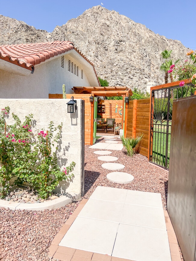 Building Photo - 78390 Cameo Dunes Pl