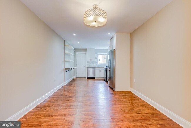 Foto del edificio - 227 N Rose St