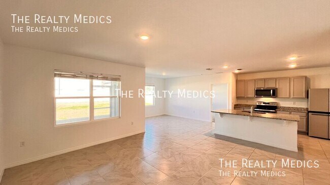 Foto del edificio - 5239 Mahogany Dr