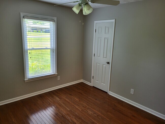 Foto del edificio - 10 Meadow Sweet Ln