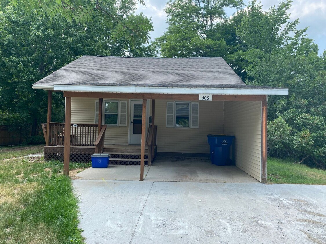 308 Hendricks St, Merrill, WI 54452 House Rental in Merrill, WI