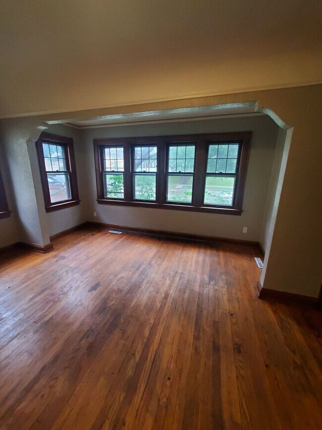 Building Photo - 2830-2832 N 52nd Street - Duplex