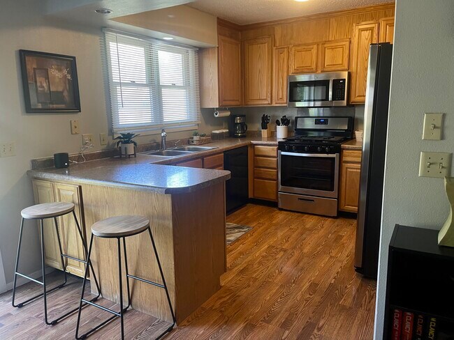 Foto del edificio - 114 E Liberty St