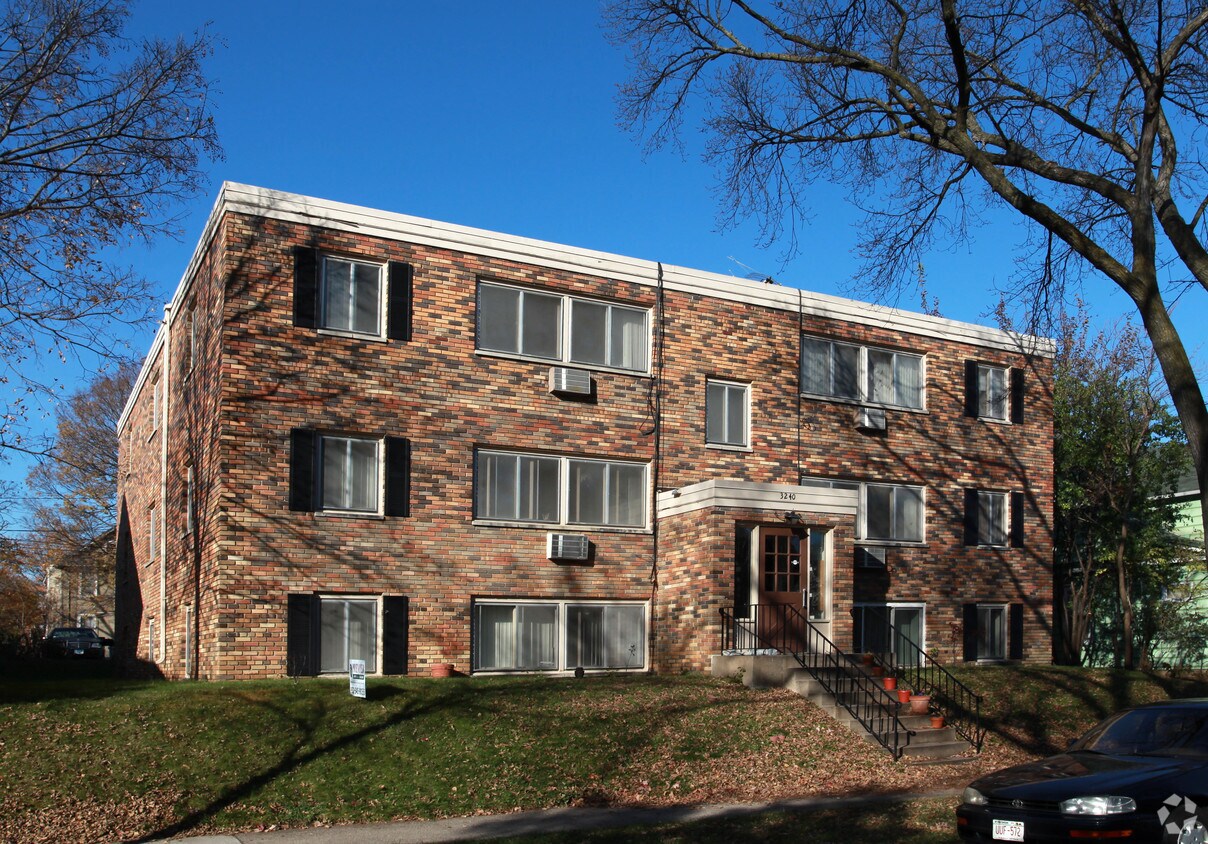 Primary Photo - 3240 Aldrich Ave S