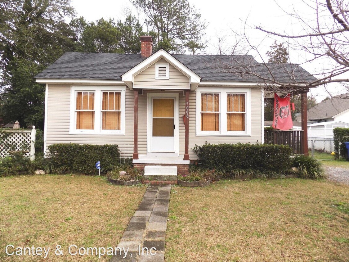 2 br, 1 bath House 1008 Northwood Street House Rental in Columbia