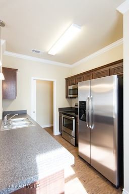 Building Photo - 1134 Story Book Ln