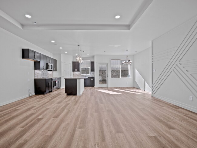 Foto del edificio - 2747 Storm Ave