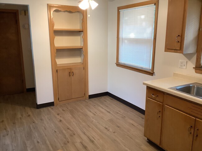 Cocina/comedor - 835 Neufeld St