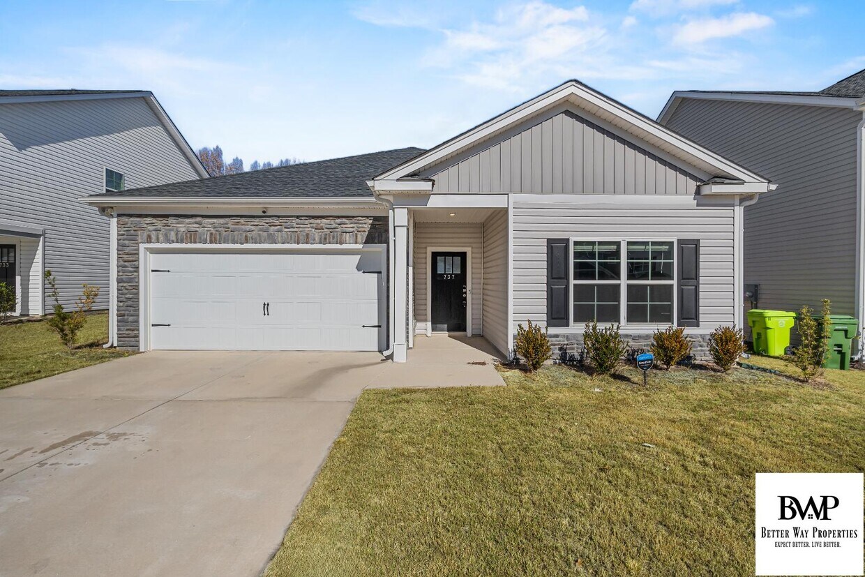 Foto principal - 737 Wimbee Ct