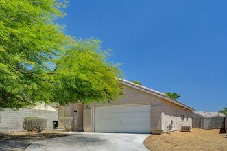 Building Photo - 2448 Rocky Brook St