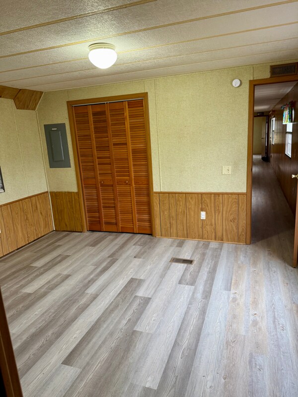 Building Photo - 275 Goshen Rd