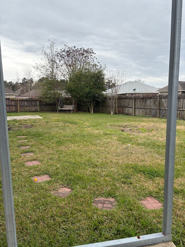 Foto del edificio - 36013 Raleigh Dr