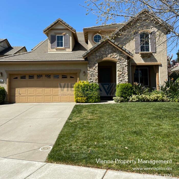 Primary Photo - Beautiful Home in The Rivers in West Saccr...