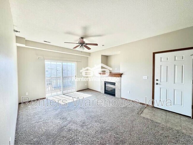 Foto del edificio - 1624 NW Prairie Lakes Dr