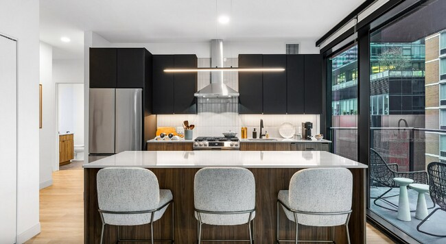 Photo - 228 E Grand Ave Apartment