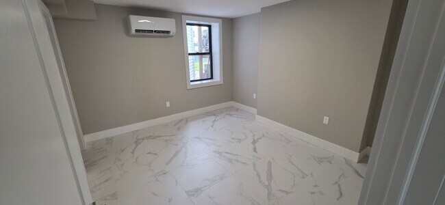 Foto del edificio - 543 Clinton Ave
