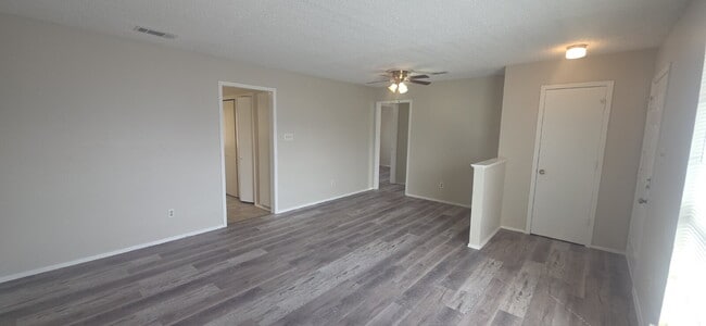 Photo - 237 Vista Way Townhome